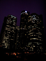 GM Renaissance Center at Night.jpg (149220 bytes)