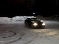 Snow Driving 04.jpg (72452 bytes)